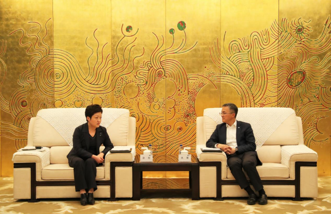 焦健会见南通市委副书记、市长张彤